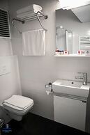 The Legend Platine Suite