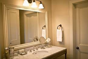 Dunleith Historic Inn