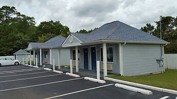 Village Inn and Suites