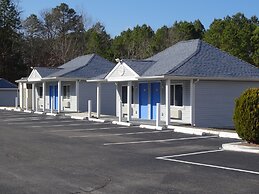 Village Inn and Suites