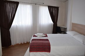 Acosta Ñu Apart Hotel