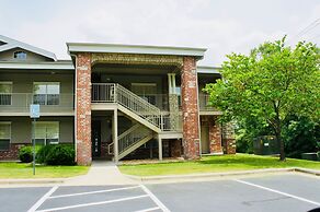 Perfectly Romantic Branson Condo