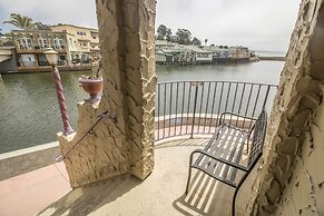 Capitola Venetian Hotel