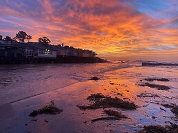 Capitola Venetian Hotel