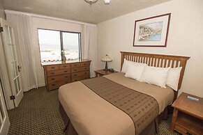 Capitola Venetian Hotel