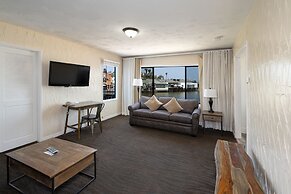 Capitola Venetian Hotel