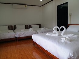 Vang Vieng Eco Lodge