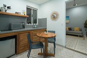 Tamarindo Bay Hotel & Apartments- Self Check In, Adults Only