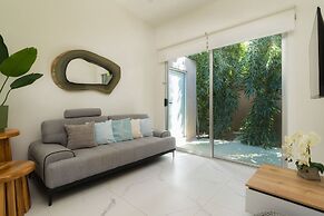 Tamarindo Bay Hotel & Apartments- Self Check In, Adults Only