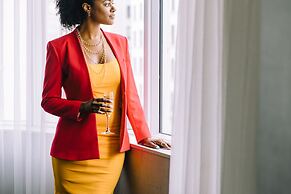 Renaissance Montreal Downtown Hotel