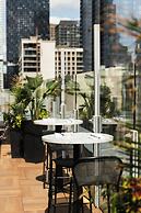 Renaissance Montreal Downtown Hotel