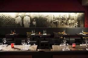 Renaissance Montreal Downtown Hotel