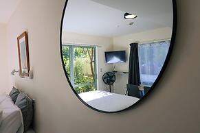 La Rochelle Motel