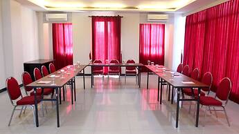 Luxpoint Hotel Surabaya