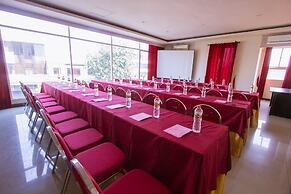 Luxpoint Hotel Surabaya