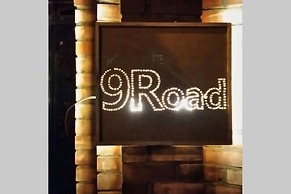 9 Road - Hostel