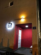 Incheon Airport Happy Place Guesthouse