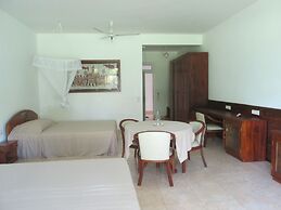 Raja Beach Hotel