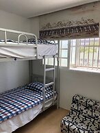 Amuse Guest House - Hostel