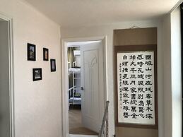 Amuse Guest House - Hostel