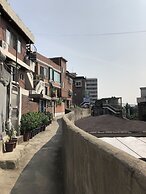 Amuse Guest House - Hostel