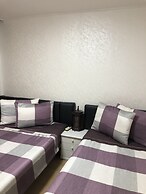 Amuse Guest House - Hostel