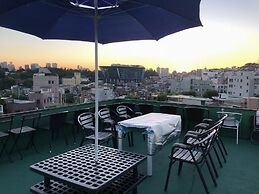 Amuse Guest House - Hostel