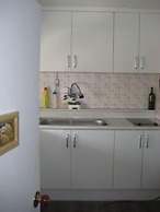 Amuse Guest House - Hostel