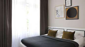 Morgan and Mees Amsterdam