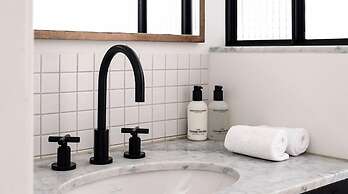 Morgan and Mees Amsterdam