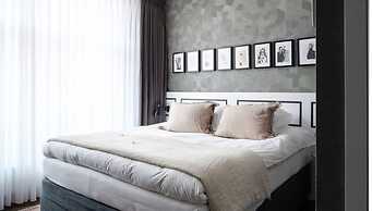 Morgan and Mees Amsterdam