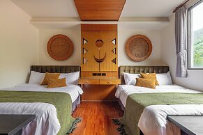 Sun Moon Lake ItaThao Vacation Inn with Elevator