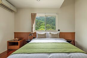 Sun Moon Lake ItaThao Vacation Inn with Elevator