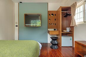 Sun Moon Lake ItaThao Vacation Inn with Elevator