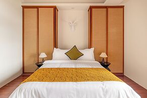 Sun Moon Lake ItaThao Vacation Inn with Elevator