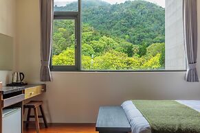 Sun Moon Lake ItaThao Vacation Inn with Elevator