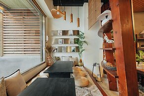 Sun Moon Lake ItaThao Vacation Inn with Elevator