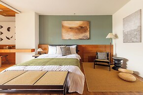 Sun Moon Lake ItaThao Vacation Inn with Elevator