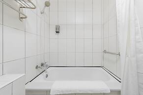 Sun Moon Lake ItaThao Vacation Inn with Elevator