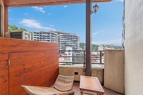 Sun Moon Lake ItaThao Vacation Inn with Elevator