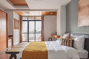 Sun Moon Lake ItaThao Vacation Inn with Elevator