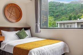 Sun Moon Lake ItaThao Vacation Inn with Elevator