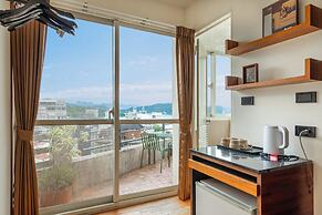 Sun Moon Lake ItaThao Vacation Inn with Elevator