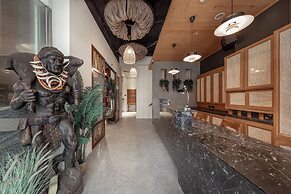 Sun Moon Lake ItaThao Vacation Inn with Elevator