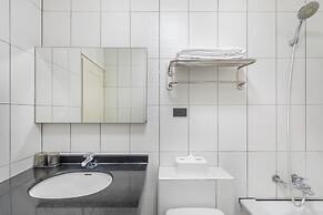 Sun Moon Lake ItaThao Vacation Inn with Elevator