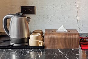 Sun Moon Lake ItaThao Vacation Inn with Elevator