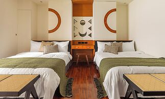 Sun Moon Lake ItaThao Vacation Inn with Elevator