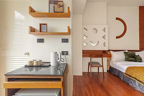 Sun Moon Lake ItaThao Vacation Inn with Elevator