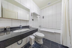 Sun Moon Lake ItaThao Vacation Inn with Elevator