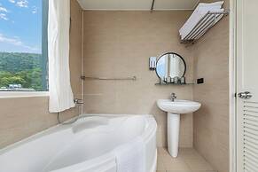 Sun Moon Lake ItaThao Vacation Inn with Elevator